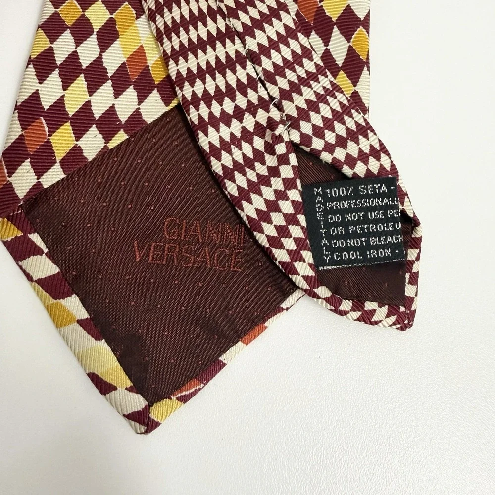 Gianni Versace Men's Tie Burgundy/Cream/Yellow Checkered Silk 3 7/8